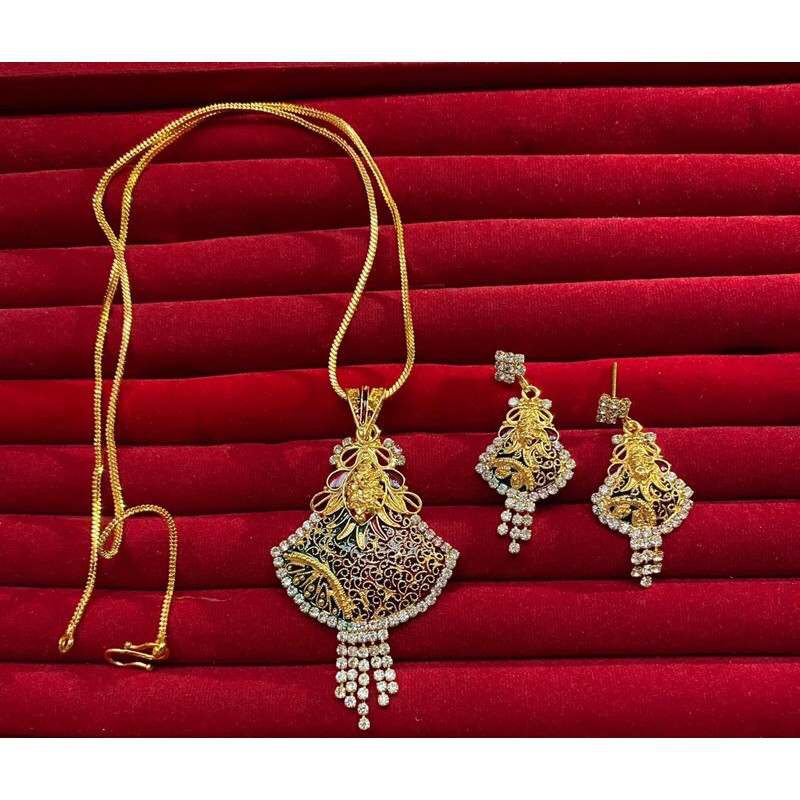 Kalung Set Liontin Murah Perhiasan Set Dewasa Lapis Emas Imitasi Permata