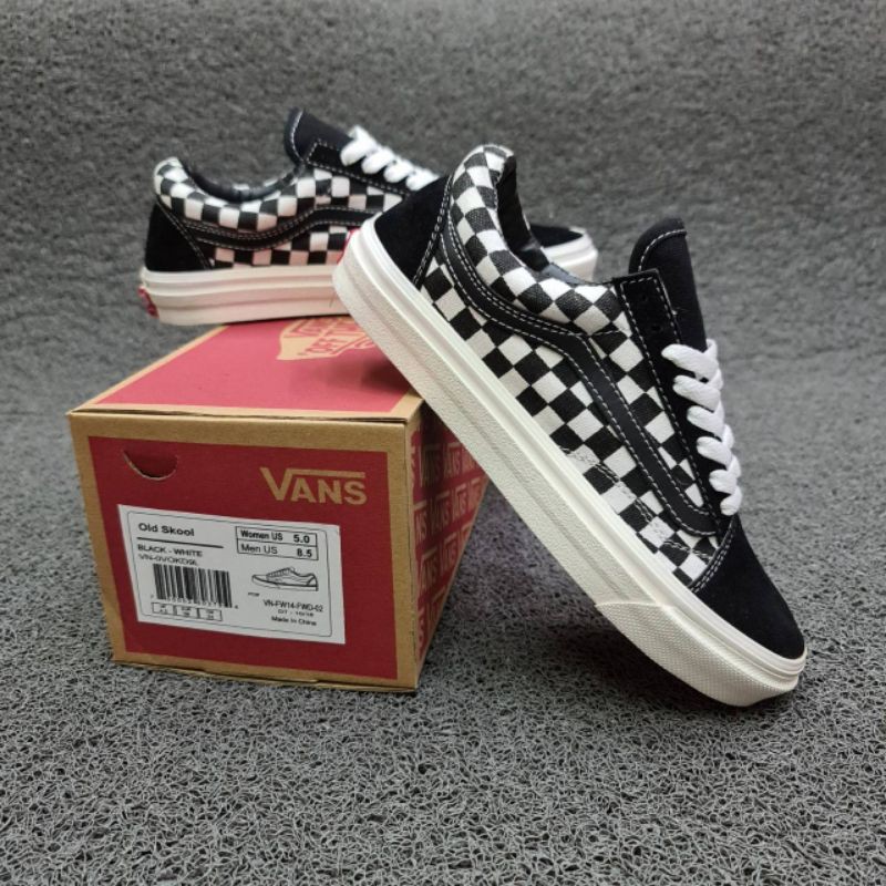 harga checkerboard vans