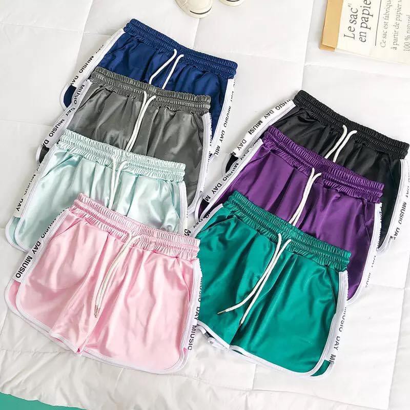 Hotpants Miusio / Miusio Pants / Hot Pants Wanita / Celana Pants Murah