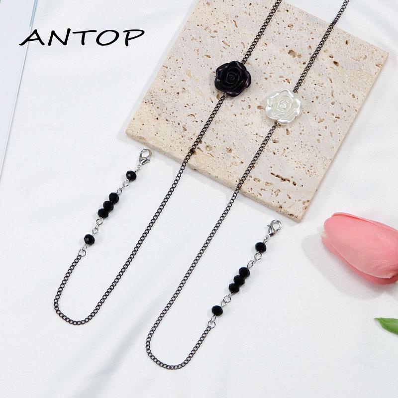 Kalung Rantai Dengan Liontin Topeng Bunga Retro Anti Jatuh Untuk Wanita