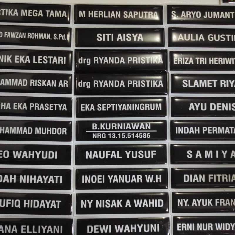 Nama Dada Name tag Nyoya Polisi TNI PNS Abdi Negara Papan nama TNI Bhayangkari nama dada Polisi, Persit, Sekolah, Perusahaan, Karyawan, Instansi 2x8 cm Resin Glass Cembung High Quality