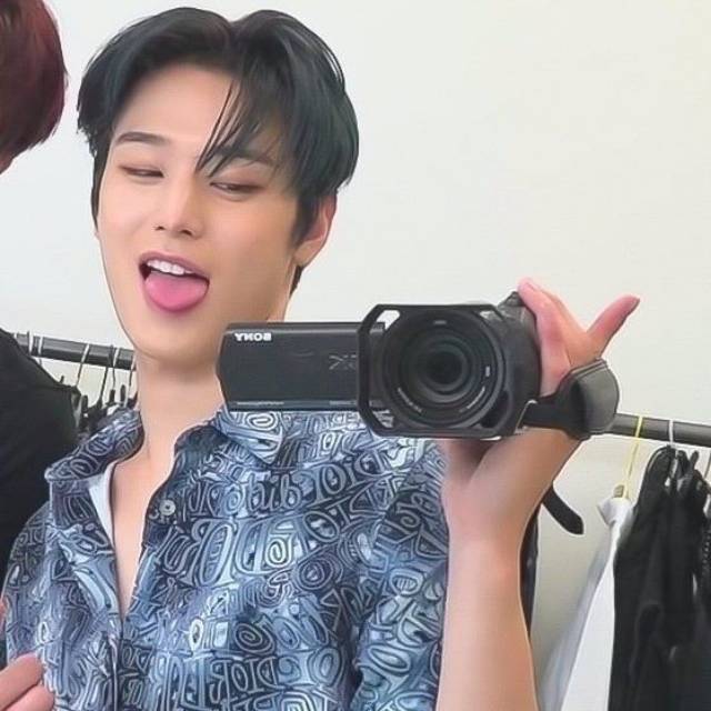 a*****2