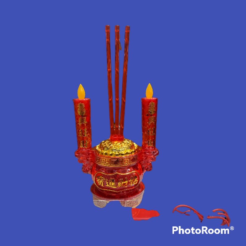 Replika Lampu LiLin Berikut Hio&amp;Tempat