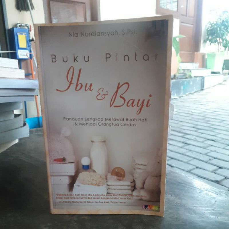 

BUKU ORIGINAL BUKU PINTAR IBU & BAYI