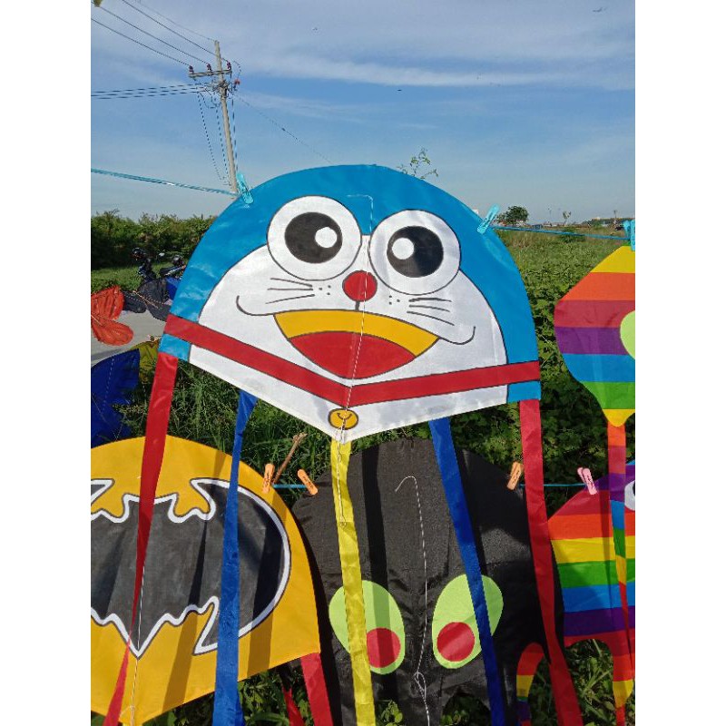 Layang layang Hias Doraemon