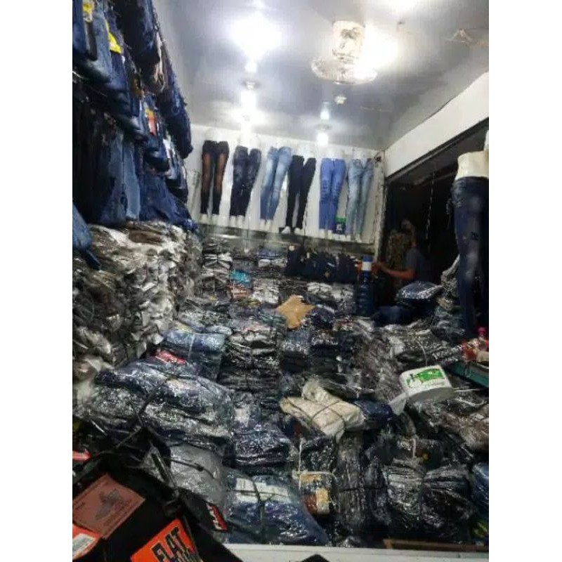 CELANA JEANS PENDEK HITAM//CELANALEPIS JEANS//CELANA SANTAI//CELANA PENDEK DISTRO// Jeans Pendek Cowok Pria Biru muda Biru dongker Berkualitas Celana Pendex Pria jumbo 32/38