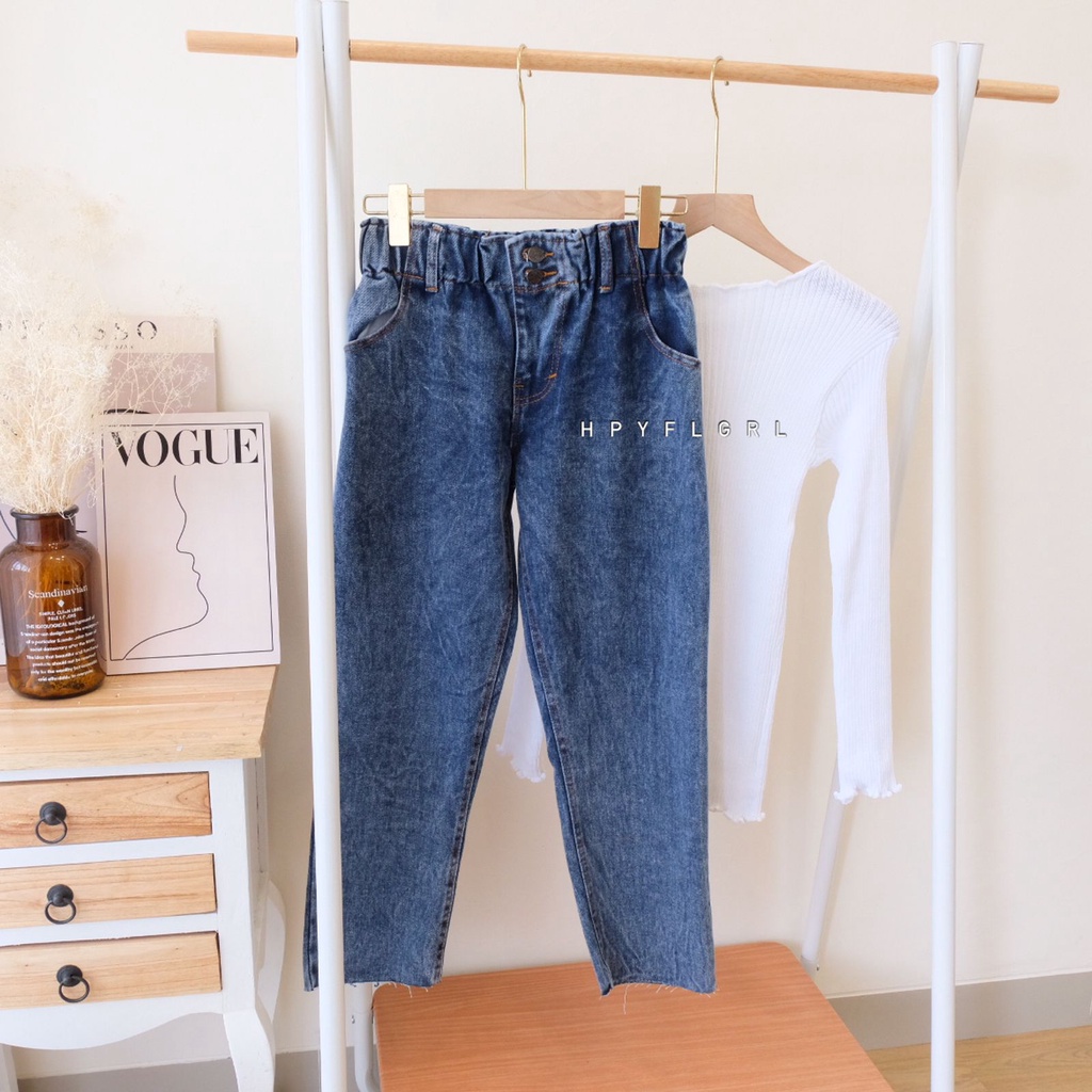 Celana Jeans Jena Jins Wanita Snow Dark Kancing Aktif  Pinggang Full Karet Saku Depan Belakang Model