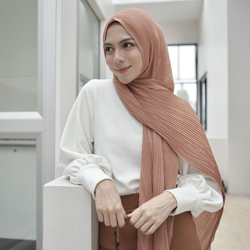 Kemeja kotak/ kemeja wanita casual / kemeja vintage/ kemeja kerja / Kemeja Blueberry /Lengan Panjang-pashmina plisket