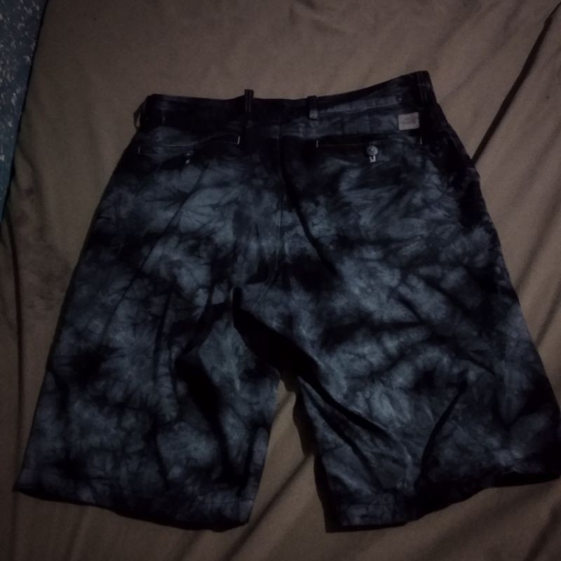 chino pendek lacoste second