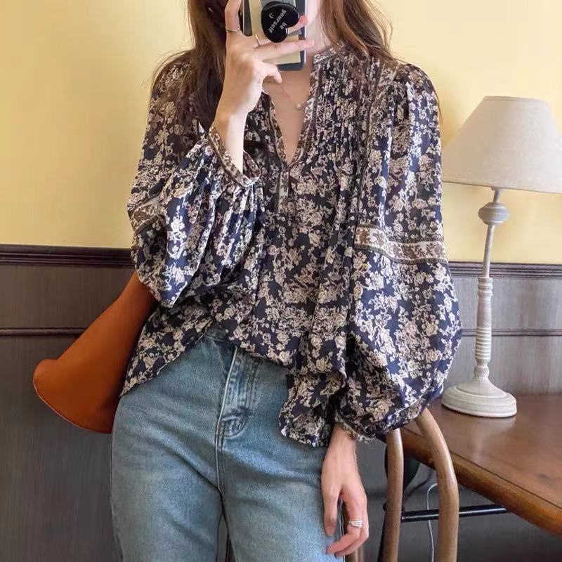 Blus atasan wanita gaya Perancis motif floral lengan panjang balon variasi plisket
