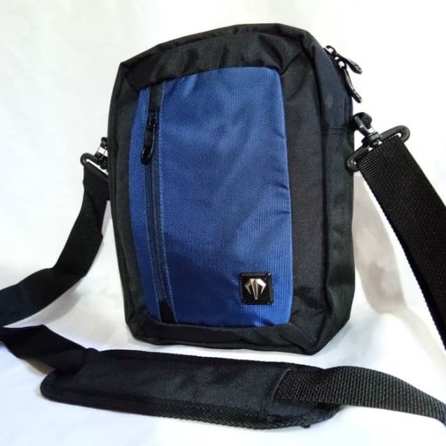 Tas selempang pria - travel pouch ukuran 9 inch - Tracker 20TR604 original free rain cover