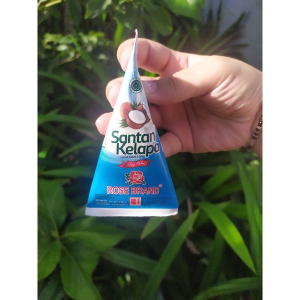 

SANTAN KELAPA ROSE BRAND