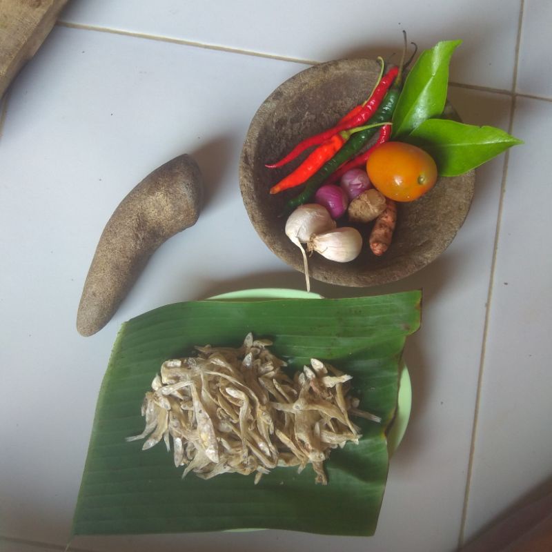 

ikan asin ikan teri kering berat100gr