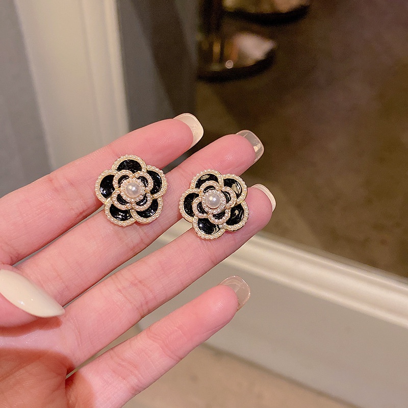 Anting S925 Silver Needle Bentuk Bunga Mutiara Gaya Korea Untuk Wanita