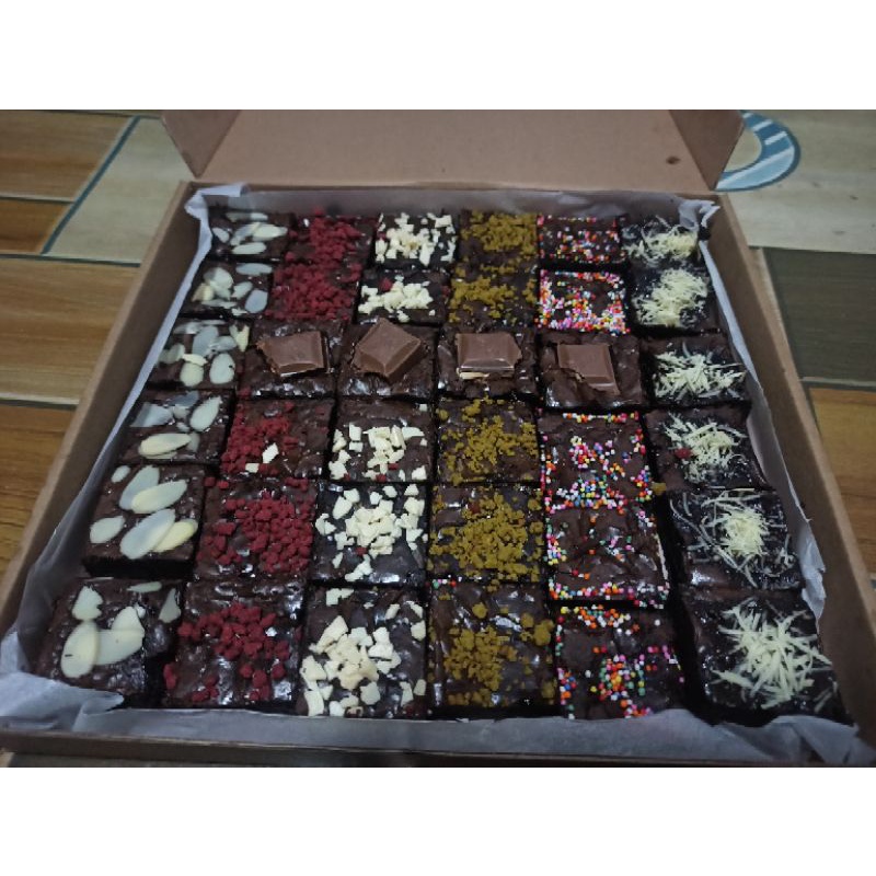 

BrowniesToping24x24