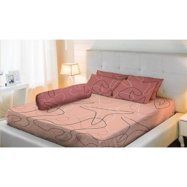 Vallery Quincy Hezka