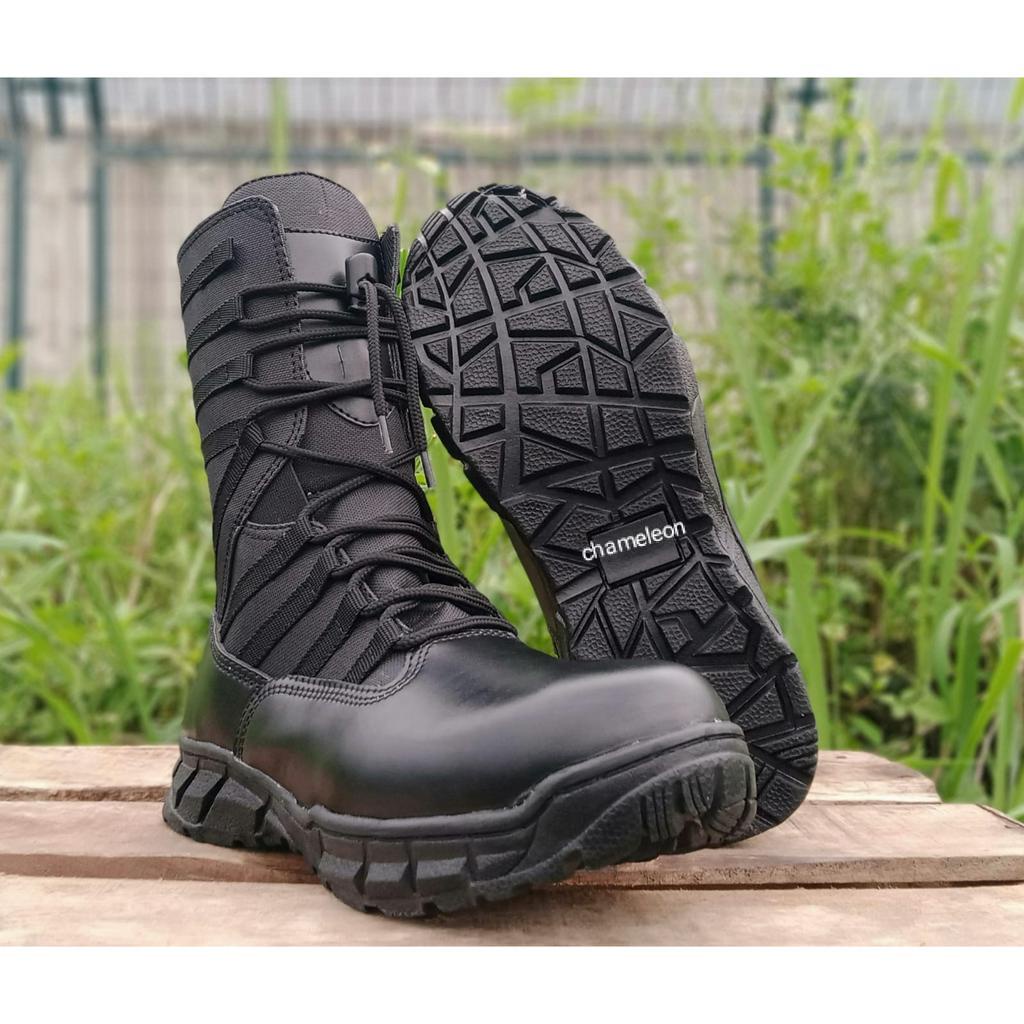 Sepatu Safety Boots Cocok Buat Naik Gunung Hiking Adventure Ujung Besi Terbaru 2023