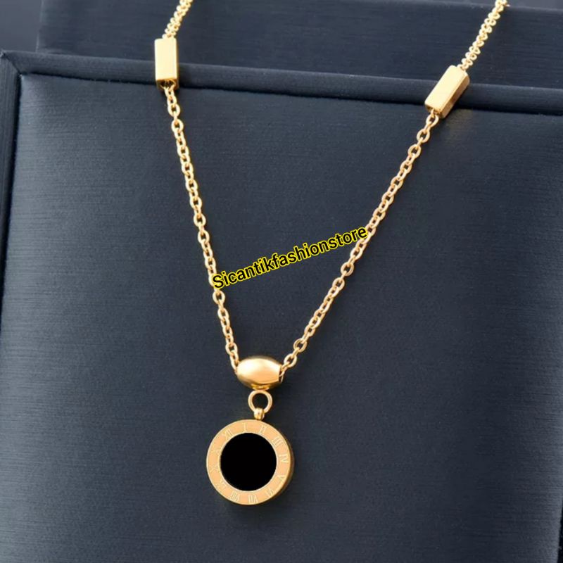 Kalung Titanium Gold Liontin Bulgari Angka Romawi Terlaris Anti Karat Selamanya Kalung Wanita Korea Liontin Angka Romawi Terbaru Warna Gold Fashion Wanita Kalung Rantai Gold