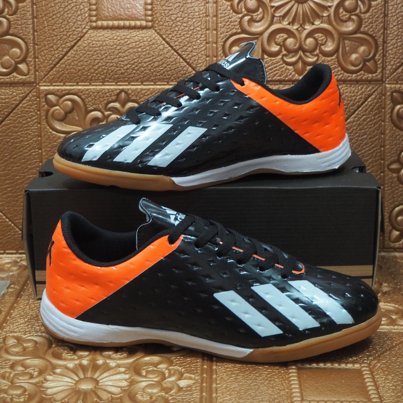 SEPATU FUTSAL ADIDAS PREDATOR
