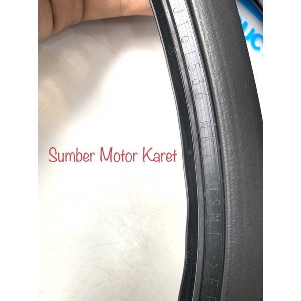 Import Karet Body Pintu Toyota Harrier Gen 2 Th 2004-2012