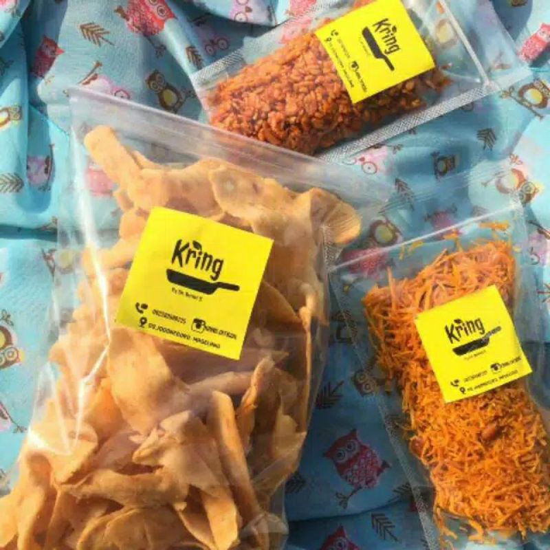 

Hampers Jajanan Atos-atos, Kring Ubi, dan Tempe Orek