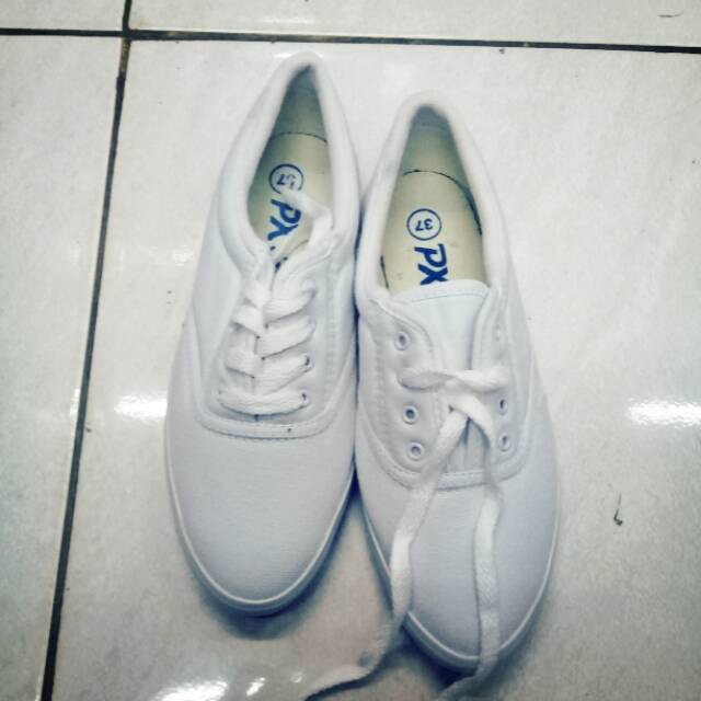 Sepatu PX style wanita bertali