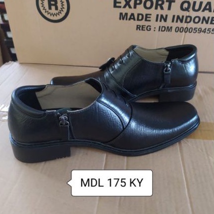 Sepatu kulit pria pantofel PDH Polri TNI security guard PNS sepatu kerja formal tampil lebih keren