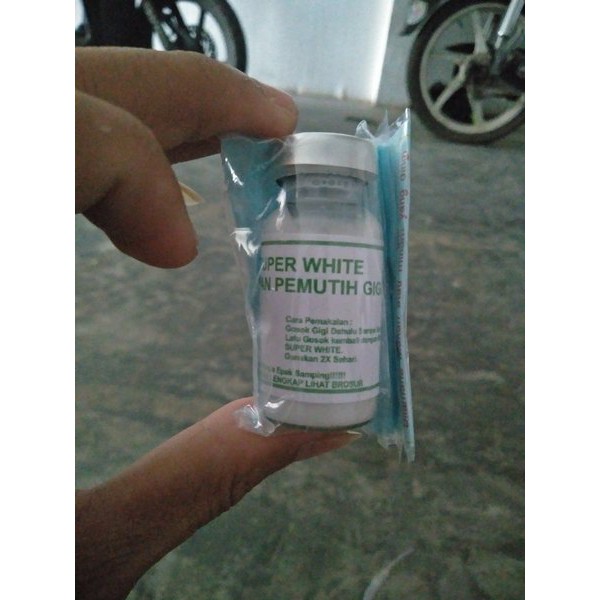 obat pemutih gigi dan perontok karang gigi Berkualitas