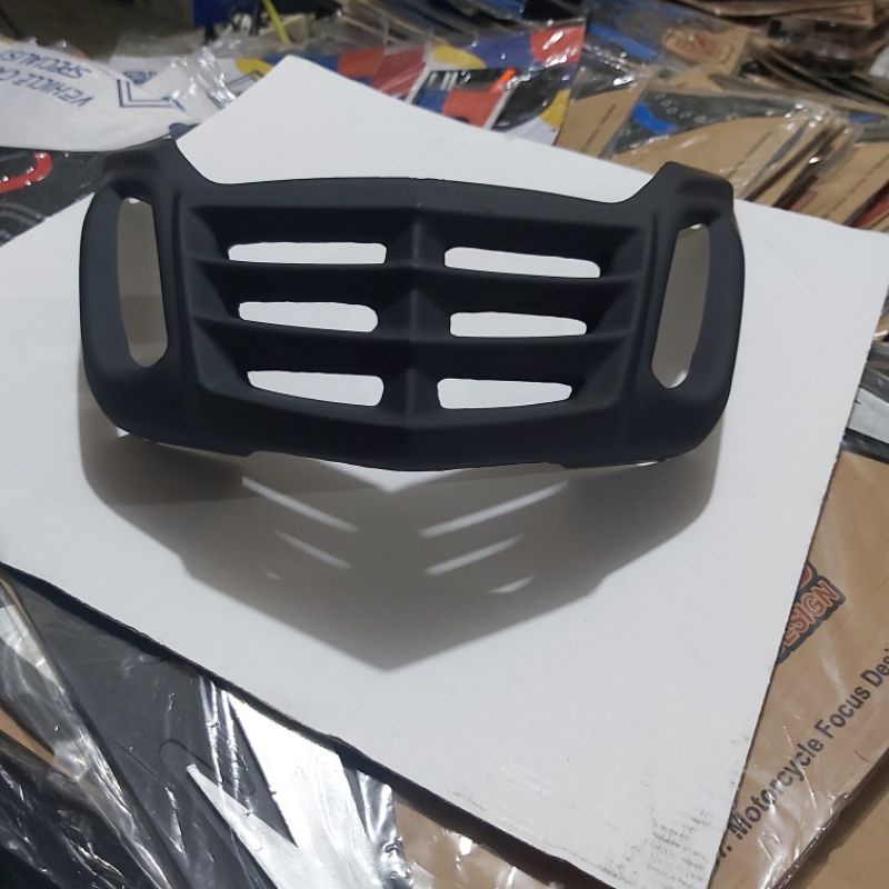 Cover Stop Lampu - Lis Lampu Belakang Nmax Old 2019 Kebawah