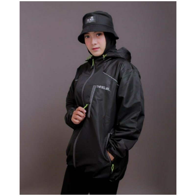 Jaket Parasut Wanita Waterproof Anti Air Original The Bojiel (CHEST) / Jaket Cewek-Black