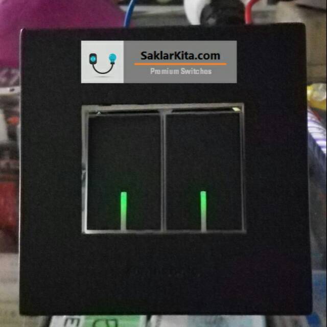 Panasonic Black Saklar 2 Gang Iluminasi Neon