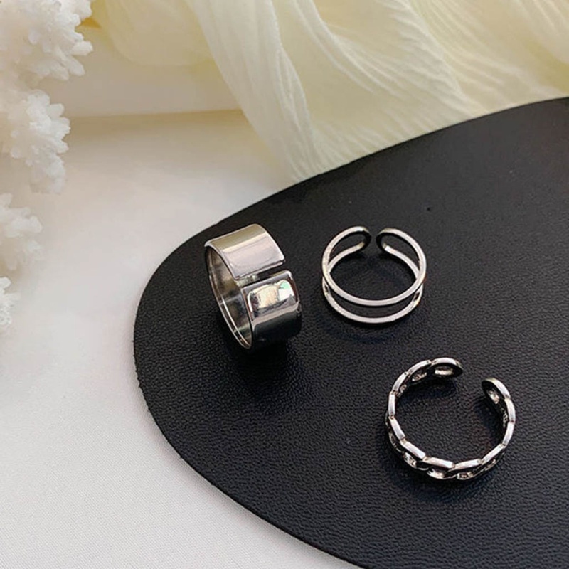 3pcs / Set Cincin Warna Silver Gaya Vintage Korea Untuk Wanita