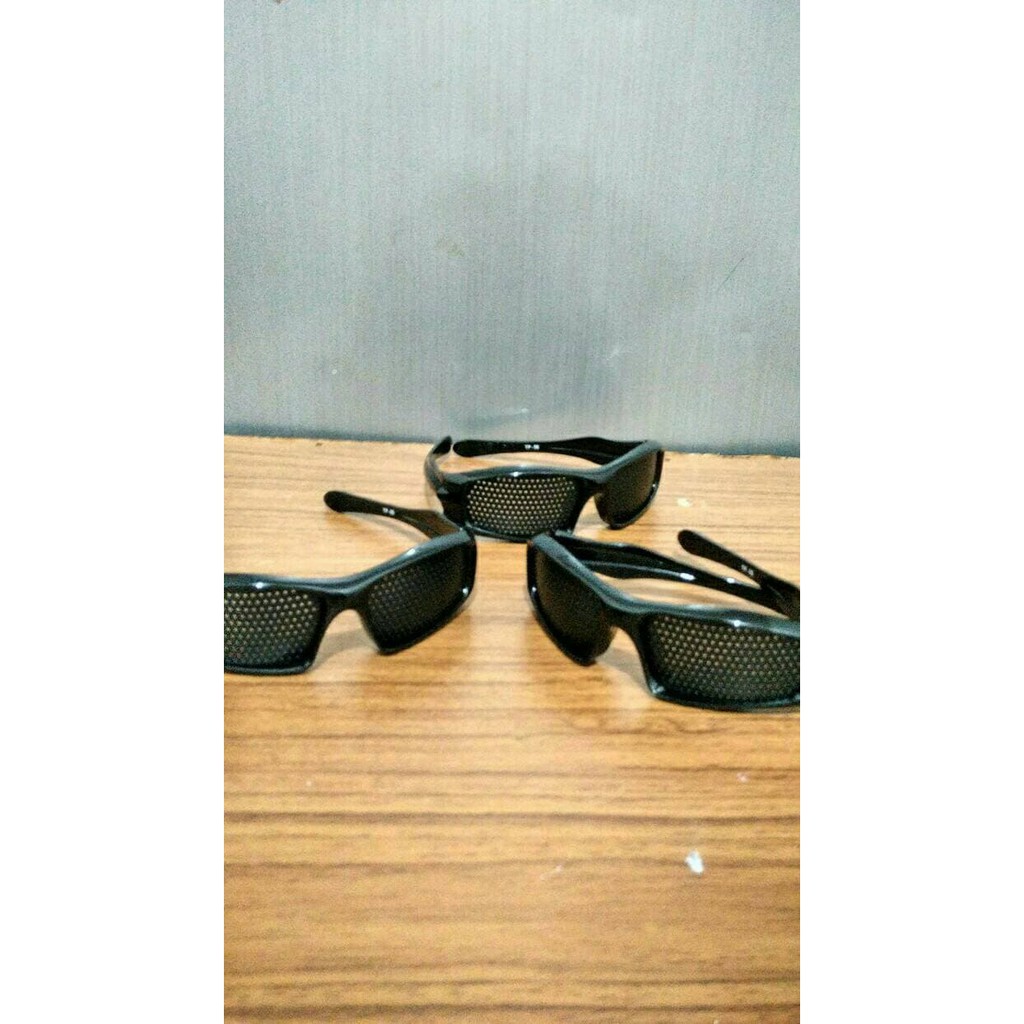 KACA MATA TERAPI / KACA MATA KESEHATAN PINHOLE TERLARIS