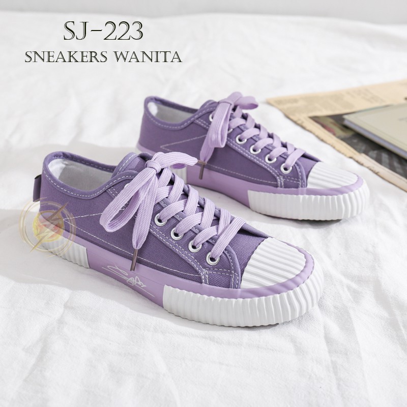 Sepatu Sneakers Wanita Compas New