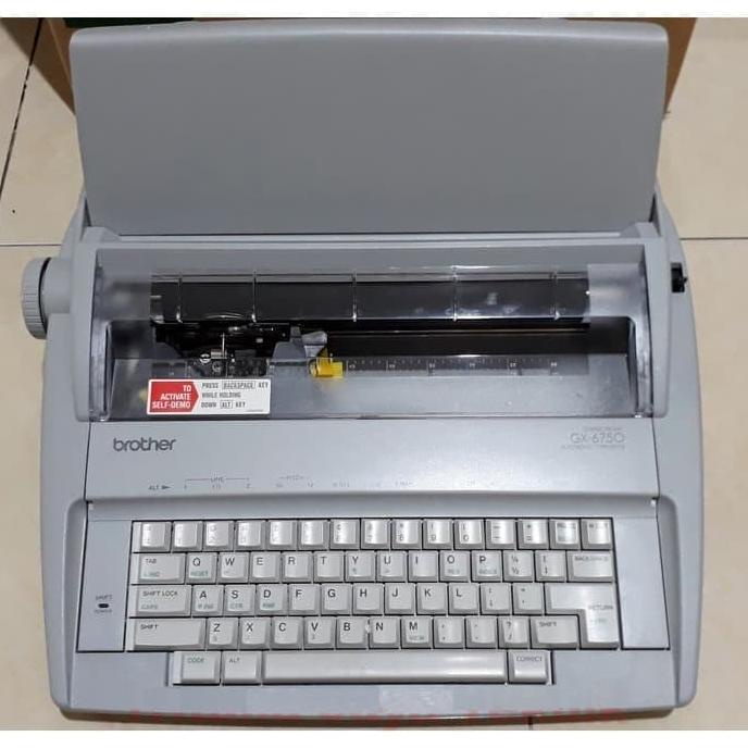 

Mesin Ketik Listrik BROTHER GX6750 - Electronic Typewriter