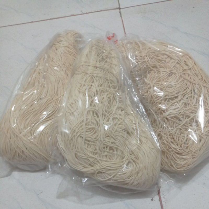 

miesoa/Mie panjang ultah 600gram