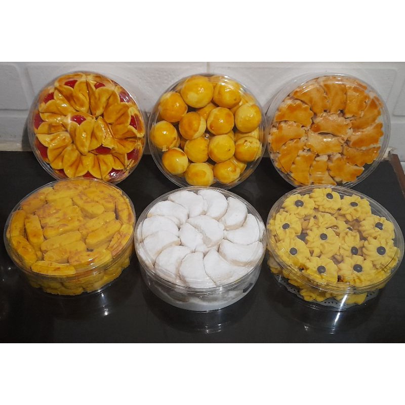 

Hampers kue lebaran murah isi 5 toples