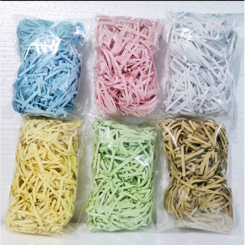 

kertas cacah/serut kertas potogan shreded paper gift box isi box hampers