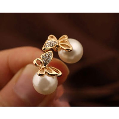 LRC Anting Tusuk Posh Gold Color Butterfly Pearl Design A32409