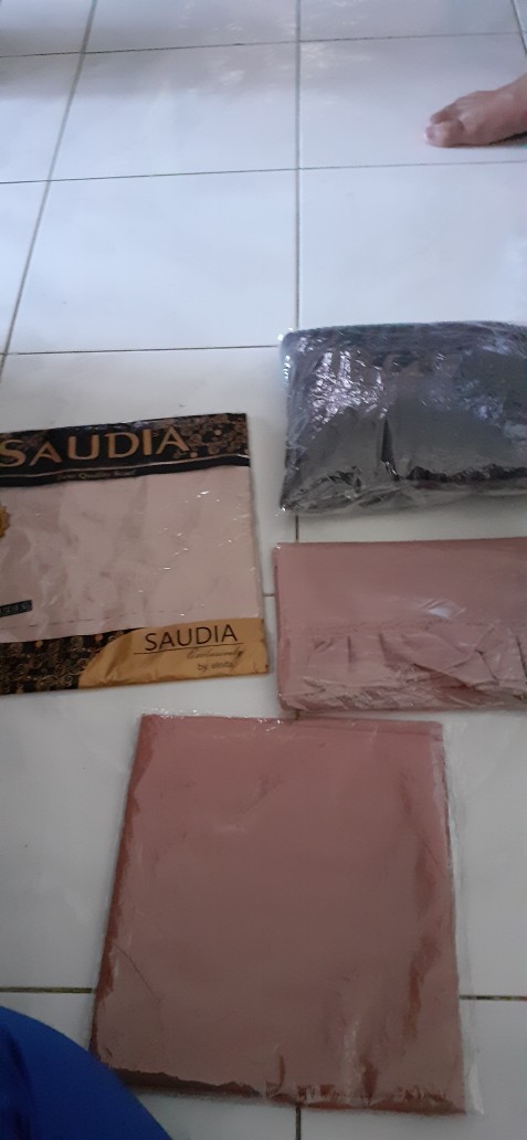 HIJAB SEGIEMPAT LASERCUT LASER KERUDUNG POLYCOTTON JILBAB 