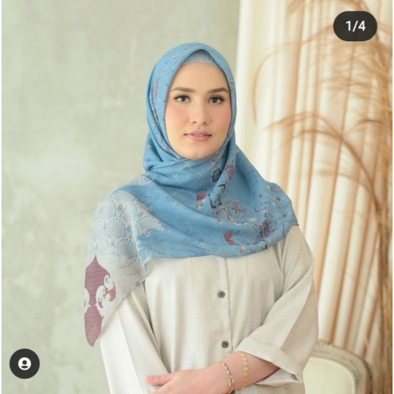 preloved scarf puru kambera helena vintqge series  preloved scarf preloved vanilla hijab bukan prelo