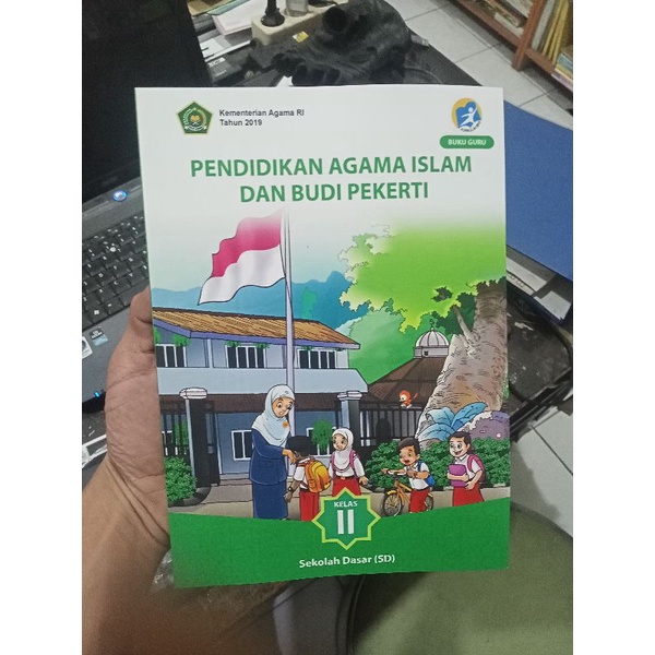 

buku guru pendidikan agama Islam dan budi pekerti kelas 2
