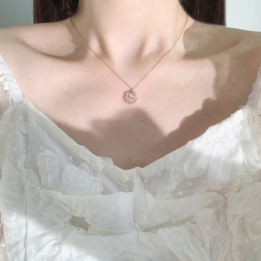 【COD Tangding】New Flash Diamond Moon Necklace Fresh Small  Collarbone Chain Light Luxury Choker