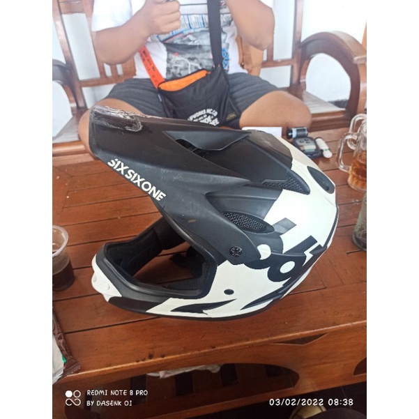 helm full face 661 six six one comp size L