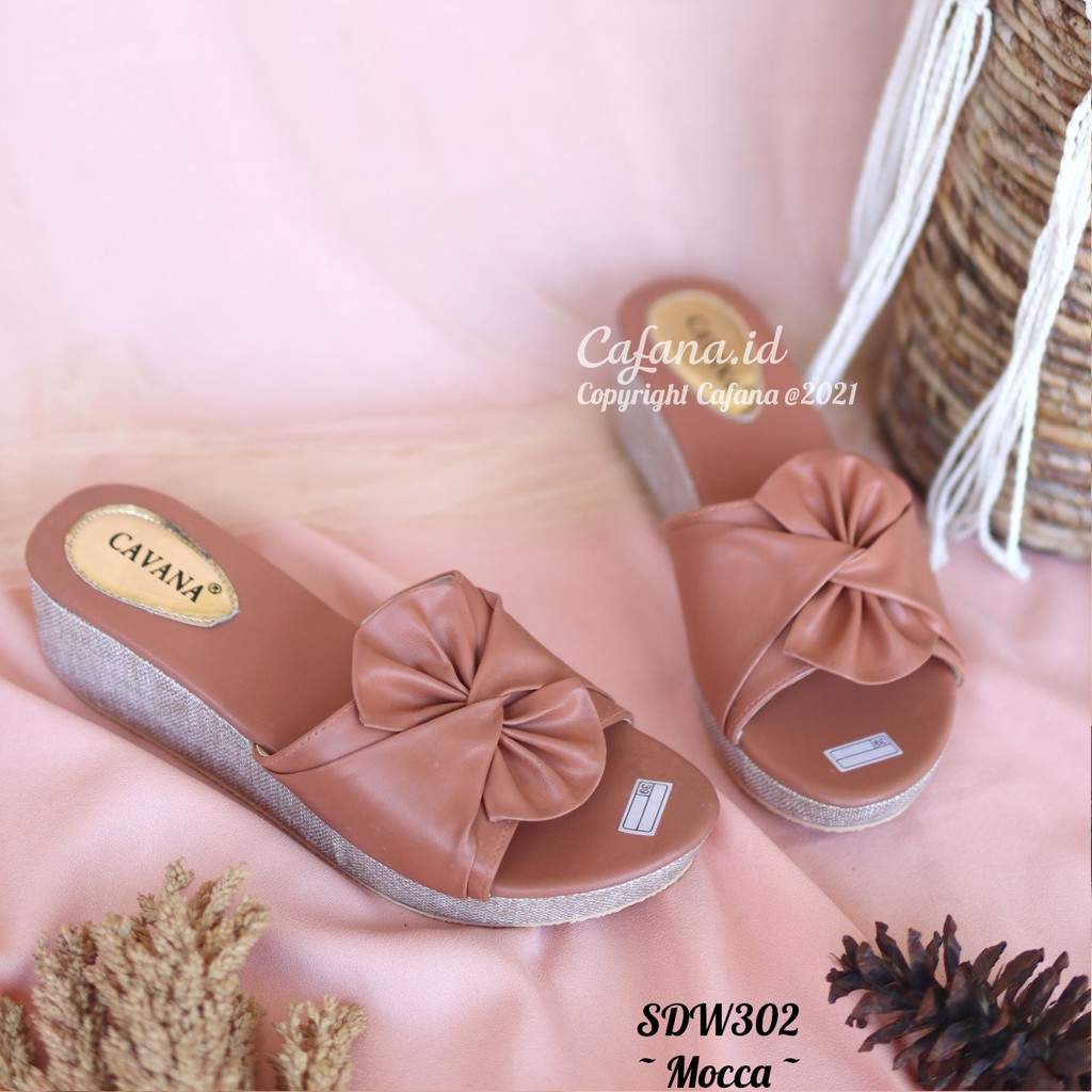 Wedges Wanita Acelin SDW302