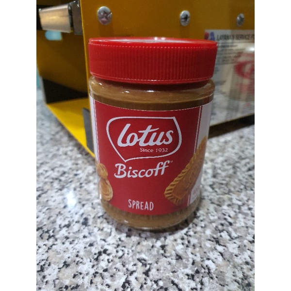 

Lotus Biscoff Biscuits in a jar. The original Caramelised Biscuit Spread