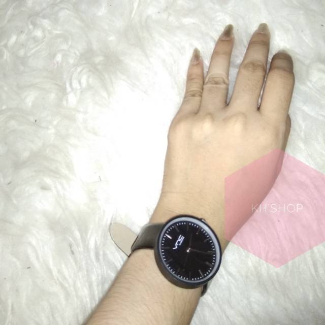 Jam tangan Vnc