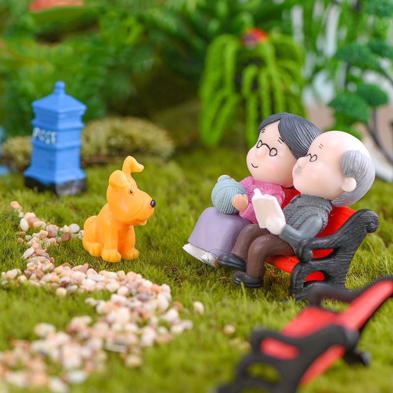 Pasangan Kakek Nenek Miniatur Ornamen Terarrium Dioarama - MNOH27