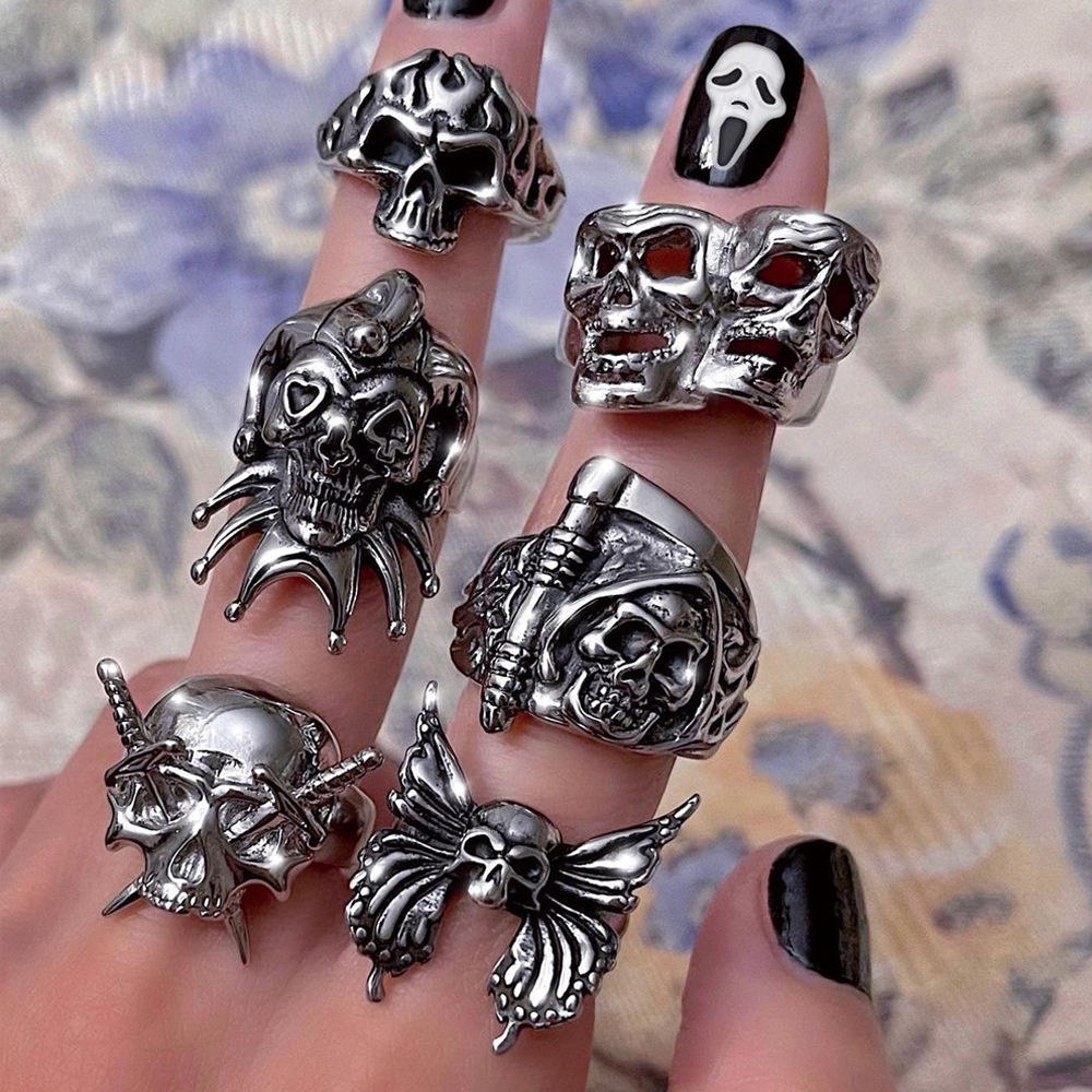 Cincin Desain Tengkorak Katak Laba-Laba Kelinci Senyum Gaya Gothic Punk Retro Untuk Hadiah