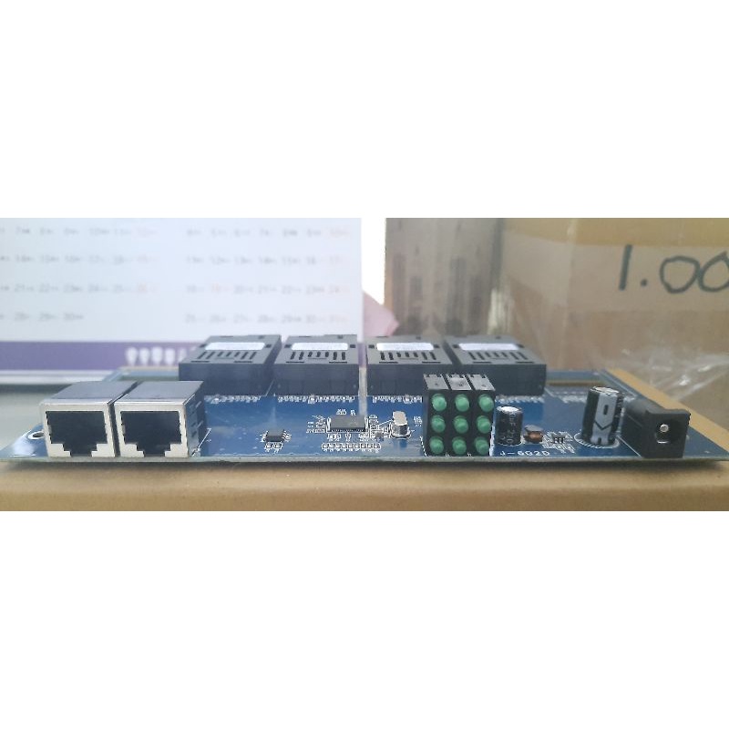 10/100Mbps 4 SC 2 RJ45 PCB BOARD ETHERNET FIBER SWITCH